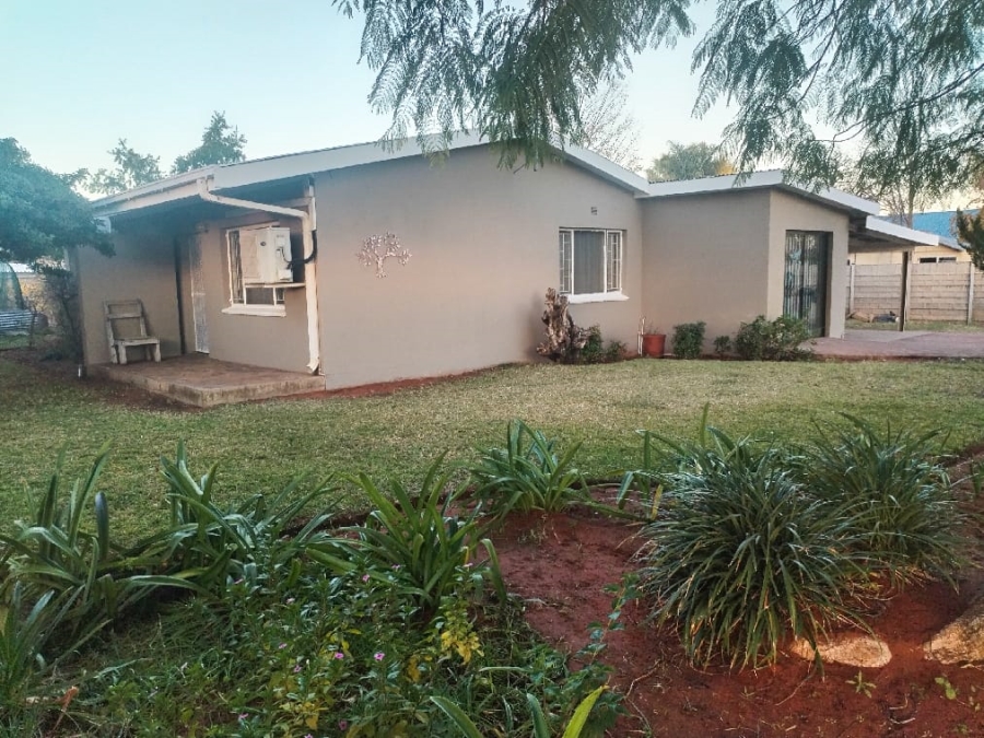 3 Bedroom Property for Sale in Upington Northern Cape